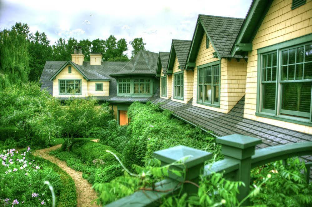 Om Sanctuary Holistic Retreat Asheville Exterior foto